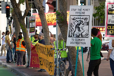 Dropping The Banner On Wells Fargo's Fossil Foolishness:May 18, 2022