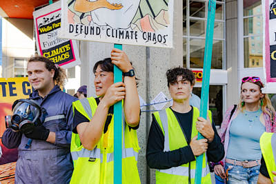 Dropping The Banner On Wells Fargo's Fossil Foolishness:May 18, 2022